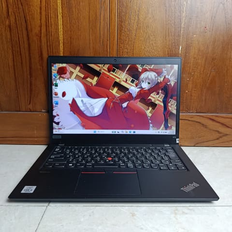 Thinkpad X13 Core i5 gen 10 ram 8 ssd 256 GB